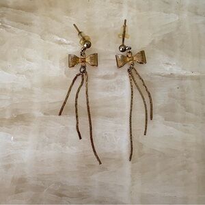 Vintage gold tone bow tassel fringe earrings coquette delicate dainty